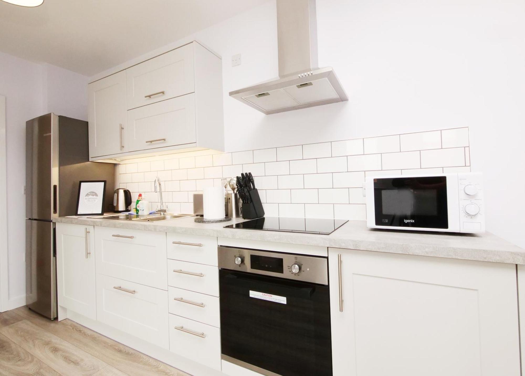 Apartment 46 Luna With Free Parking York Bagian luar foto